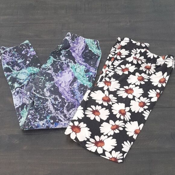 Bundle of two leggings size small - Picture 1 of 1